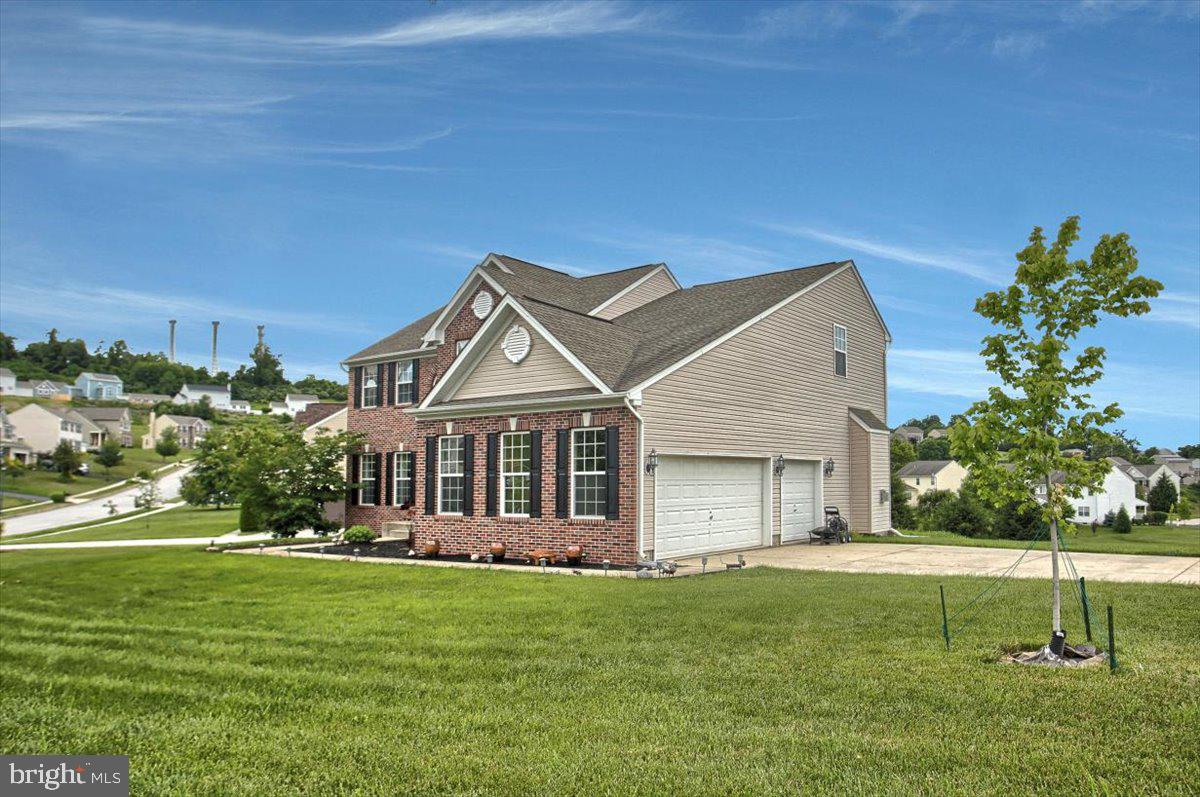 BRIARCLIFF - Residential