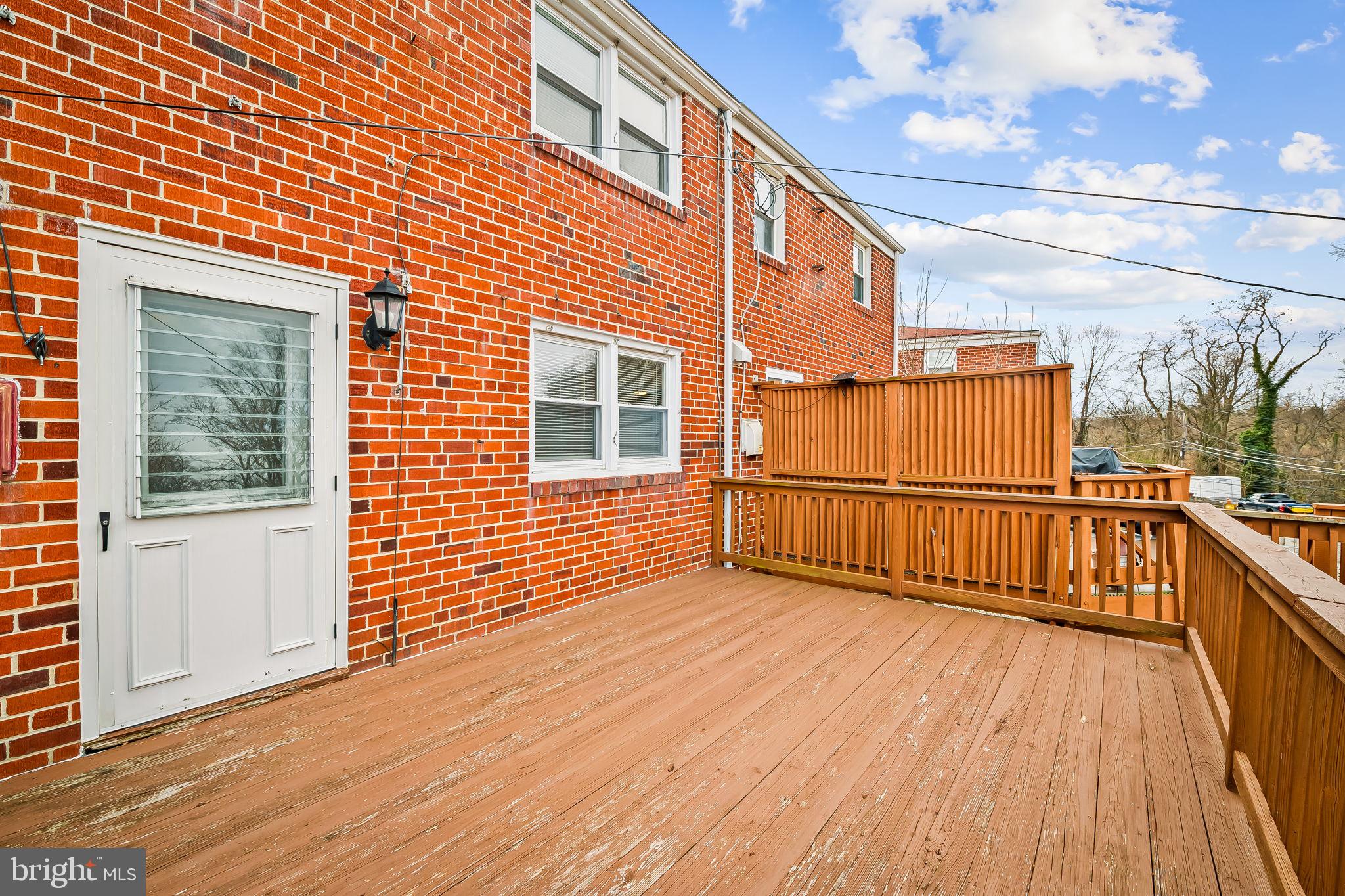 ARBUTUS - Residential