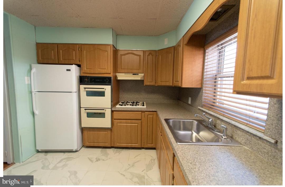 WEST PASSYUNK - Residential Lease