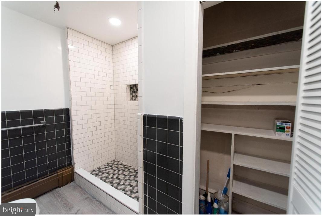 WEST PASSYUNK - Residential Lease