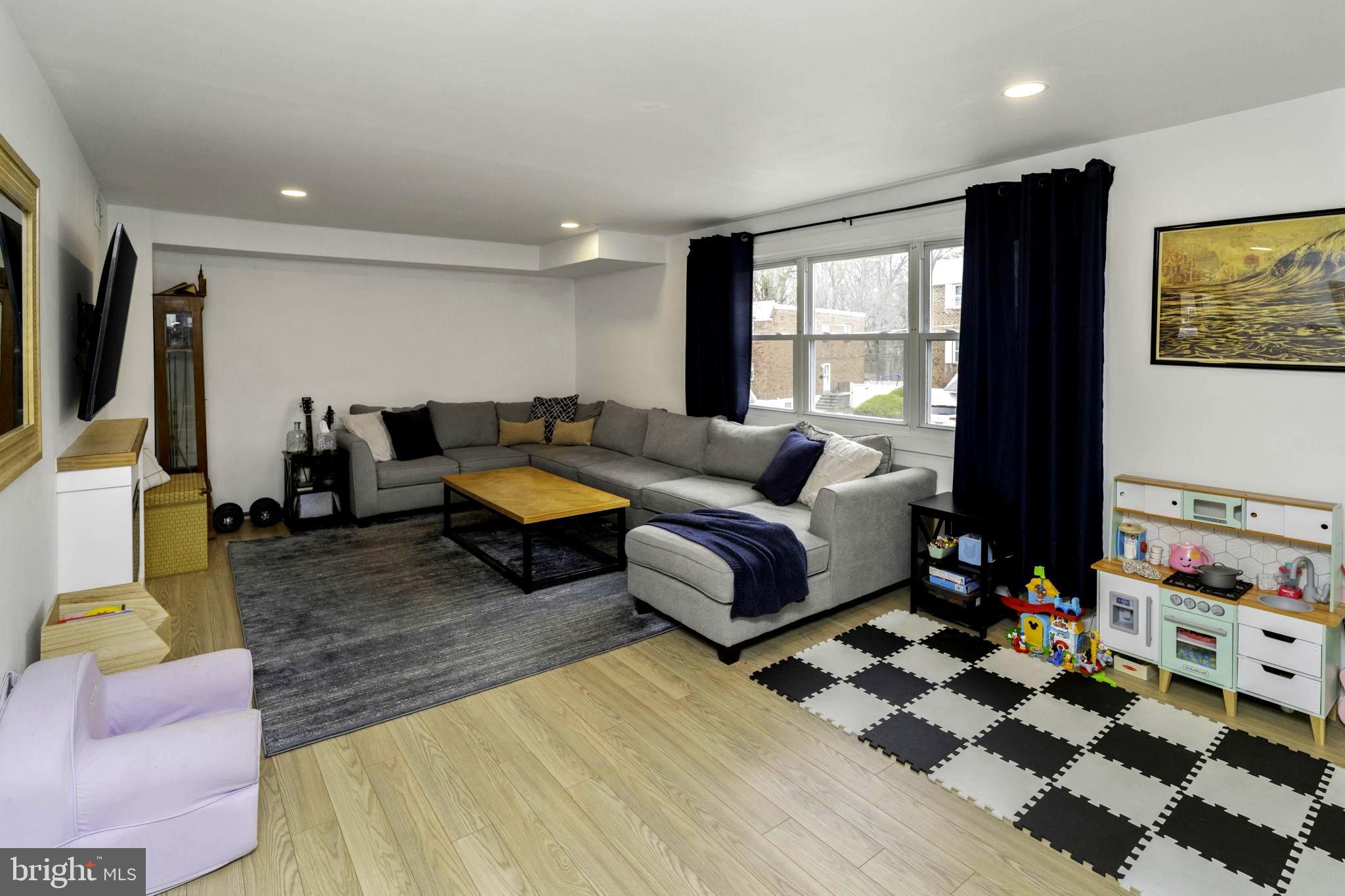 PINE VALLEY - Residential