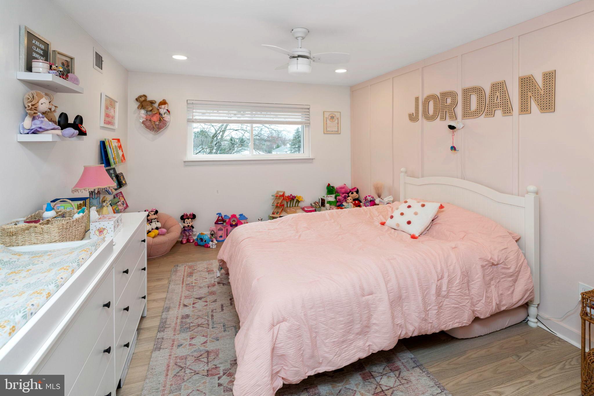 PINE VALLEY - Residential