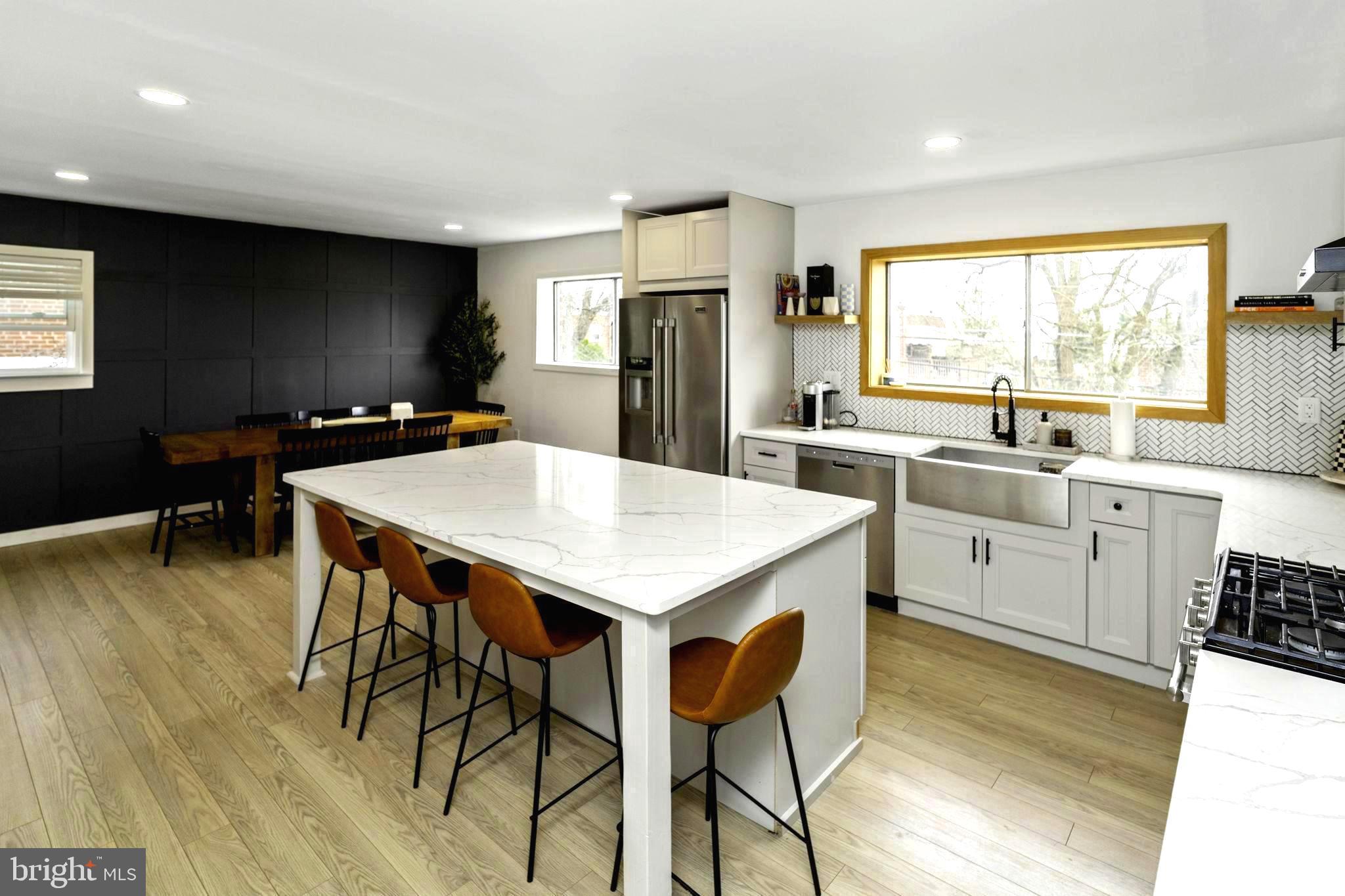 PINE VALLEY - Residential