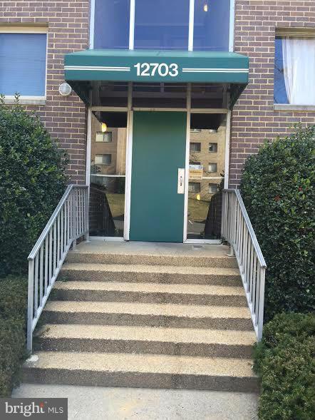 OCCOQUAN RIDGE CONDO - Residential Lease