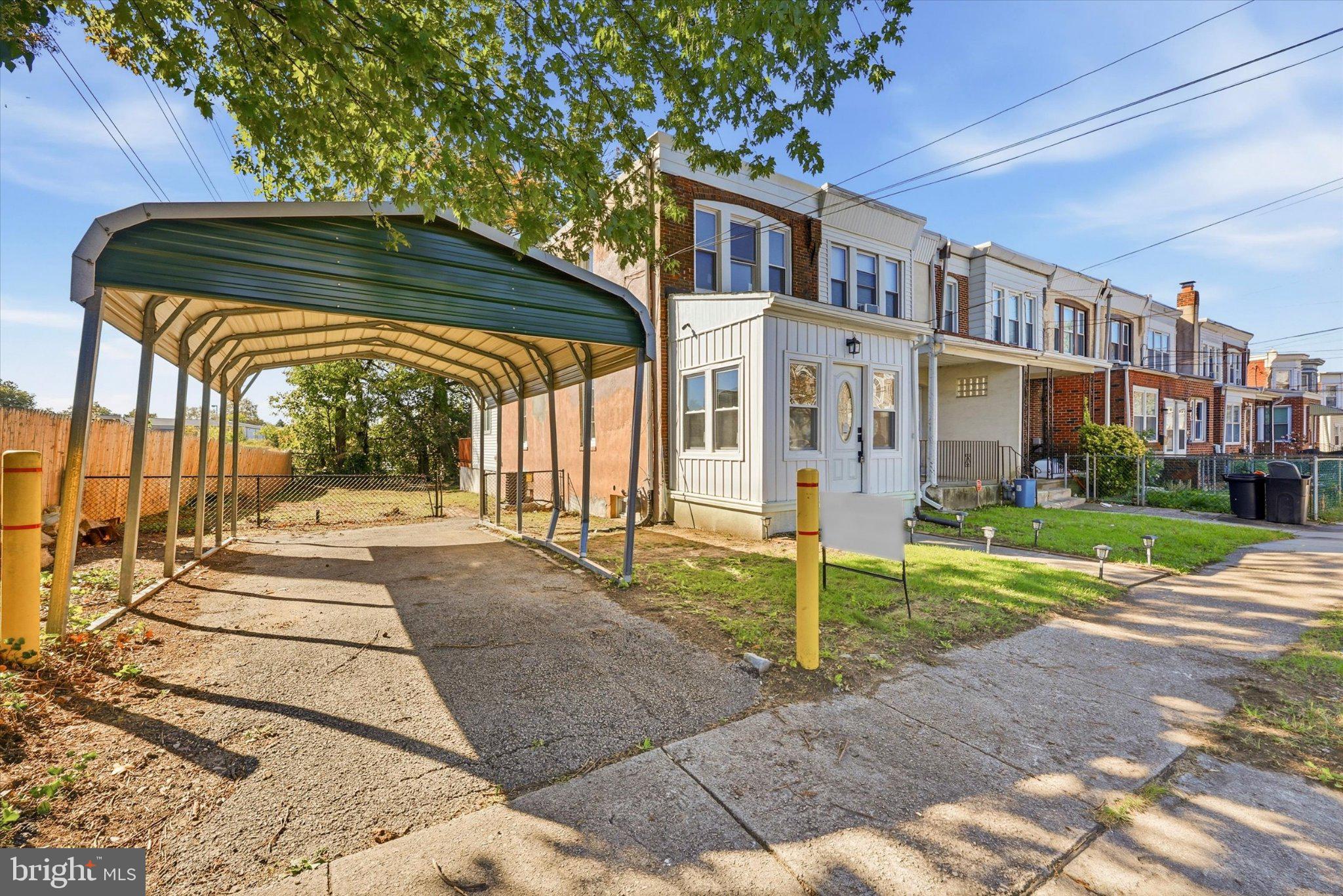 6 RHODES AVENUE