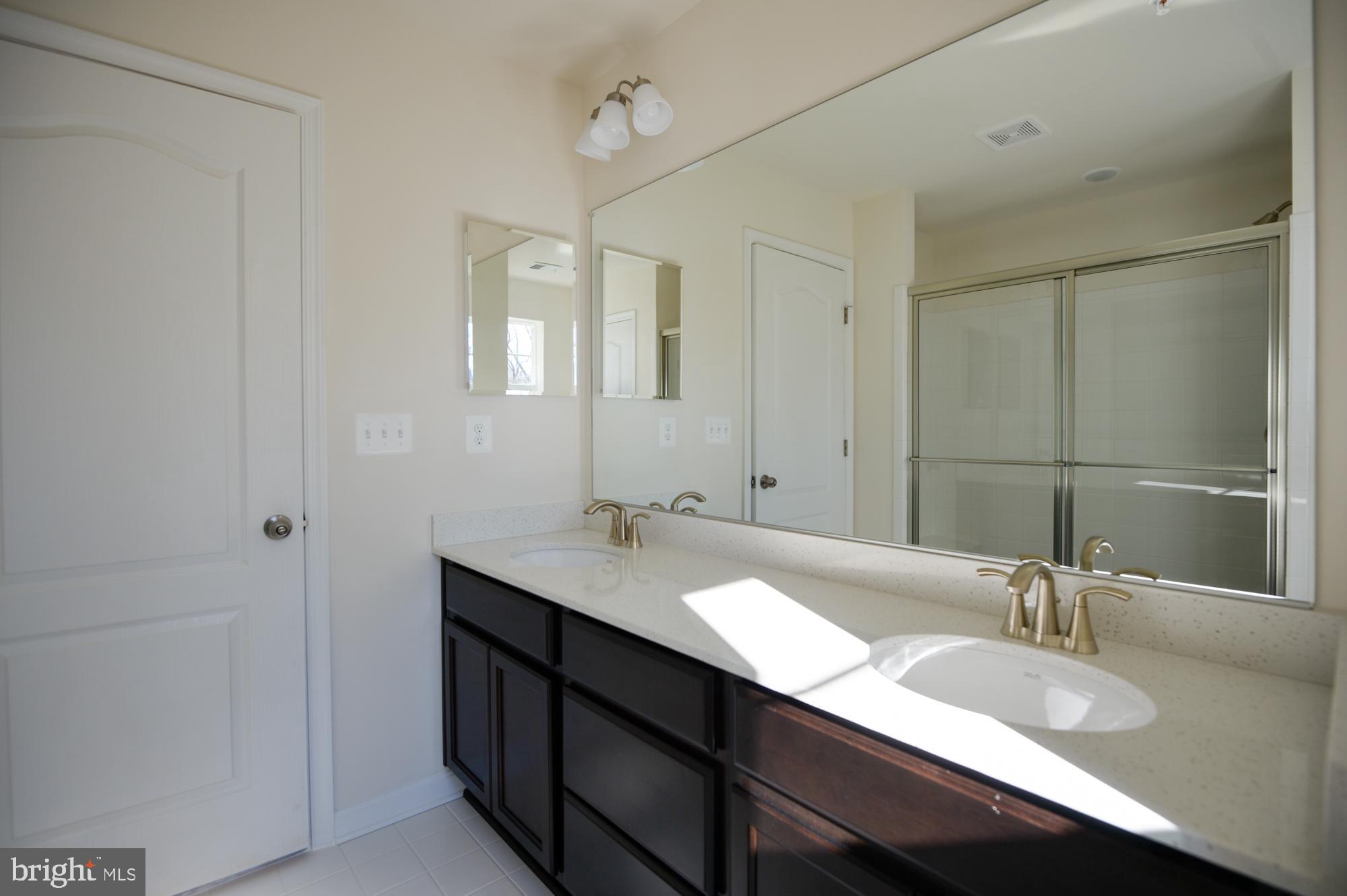 HUNTERS MILL - Residential Lease