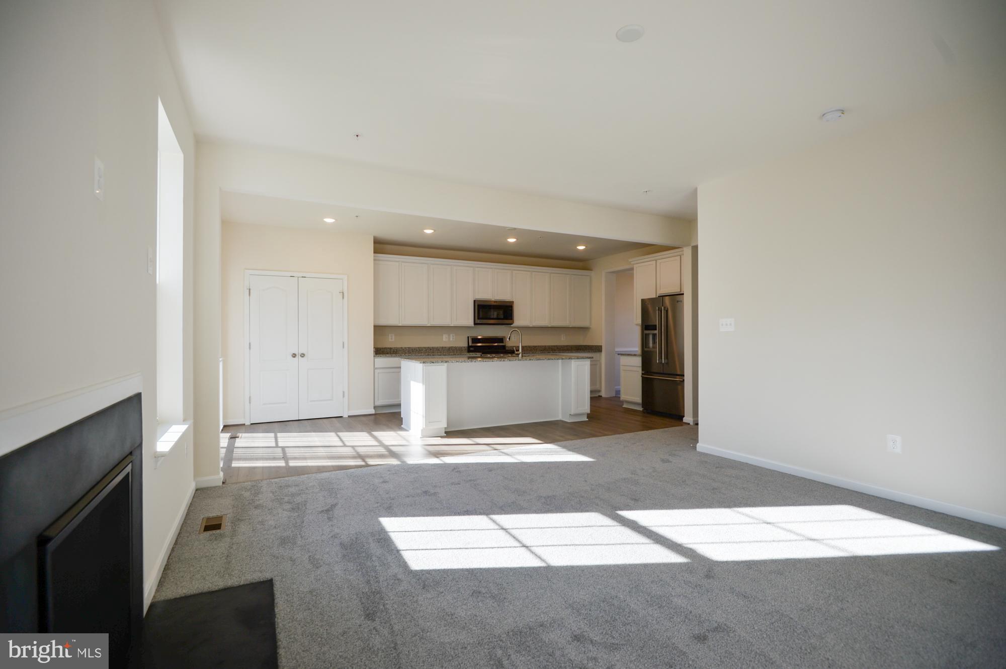 HUNTERS MILL - Residential Lease