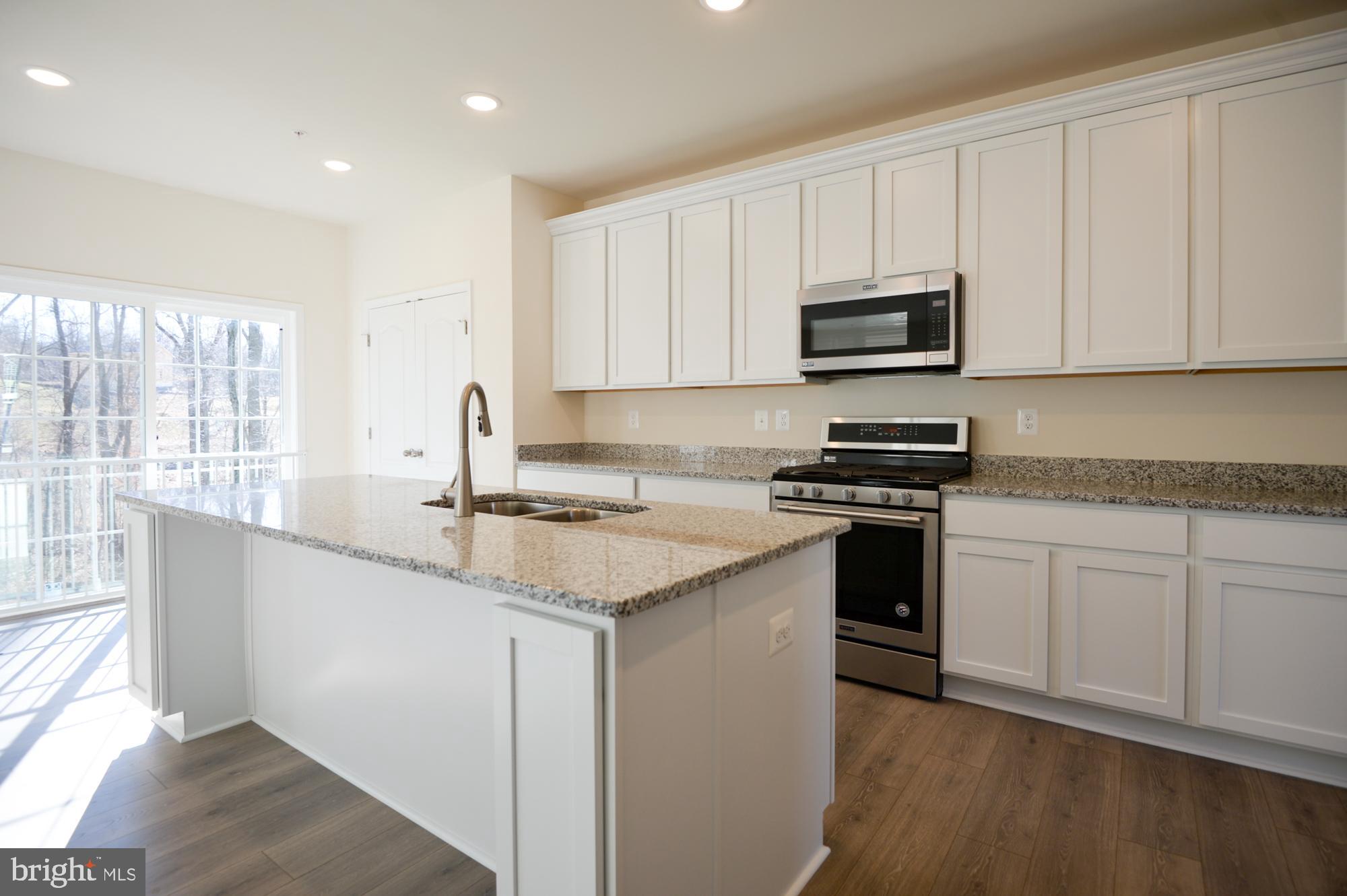 HUNTERS MILL - Residential Lease