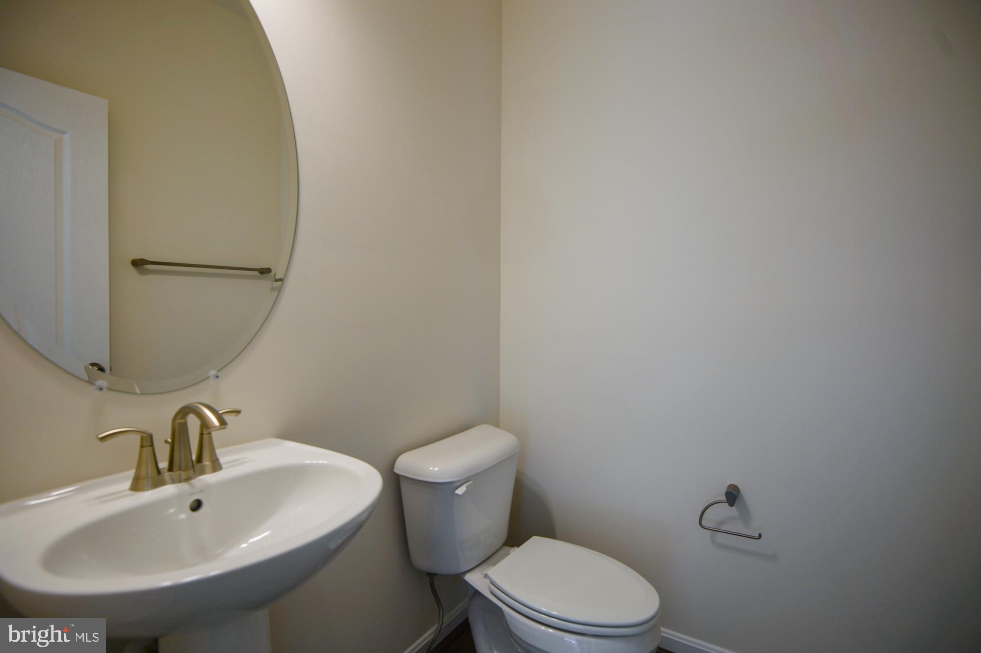 HUNTERS MILL - Residential Lease