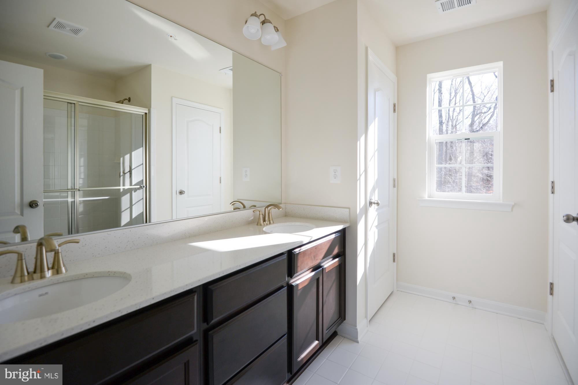 HUNTERS MILL - Residential Lease