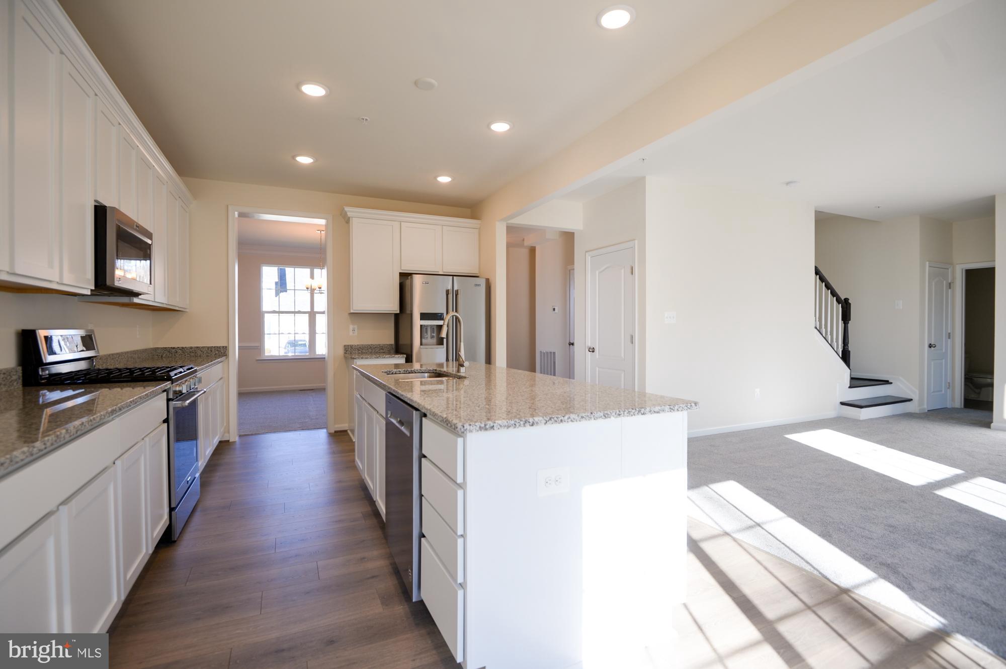 HUNTERS MILL - Residential Lease