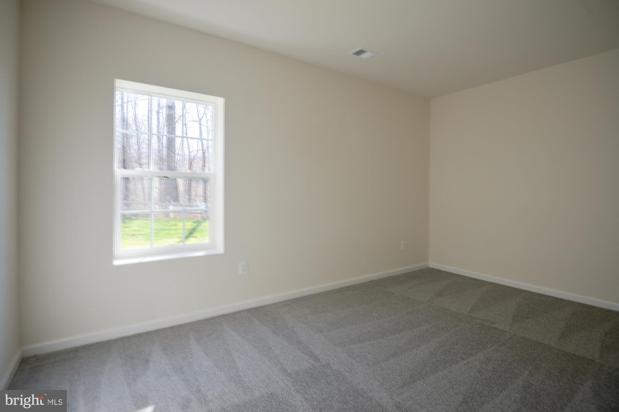 HUNTERS MILL - Residential Lease