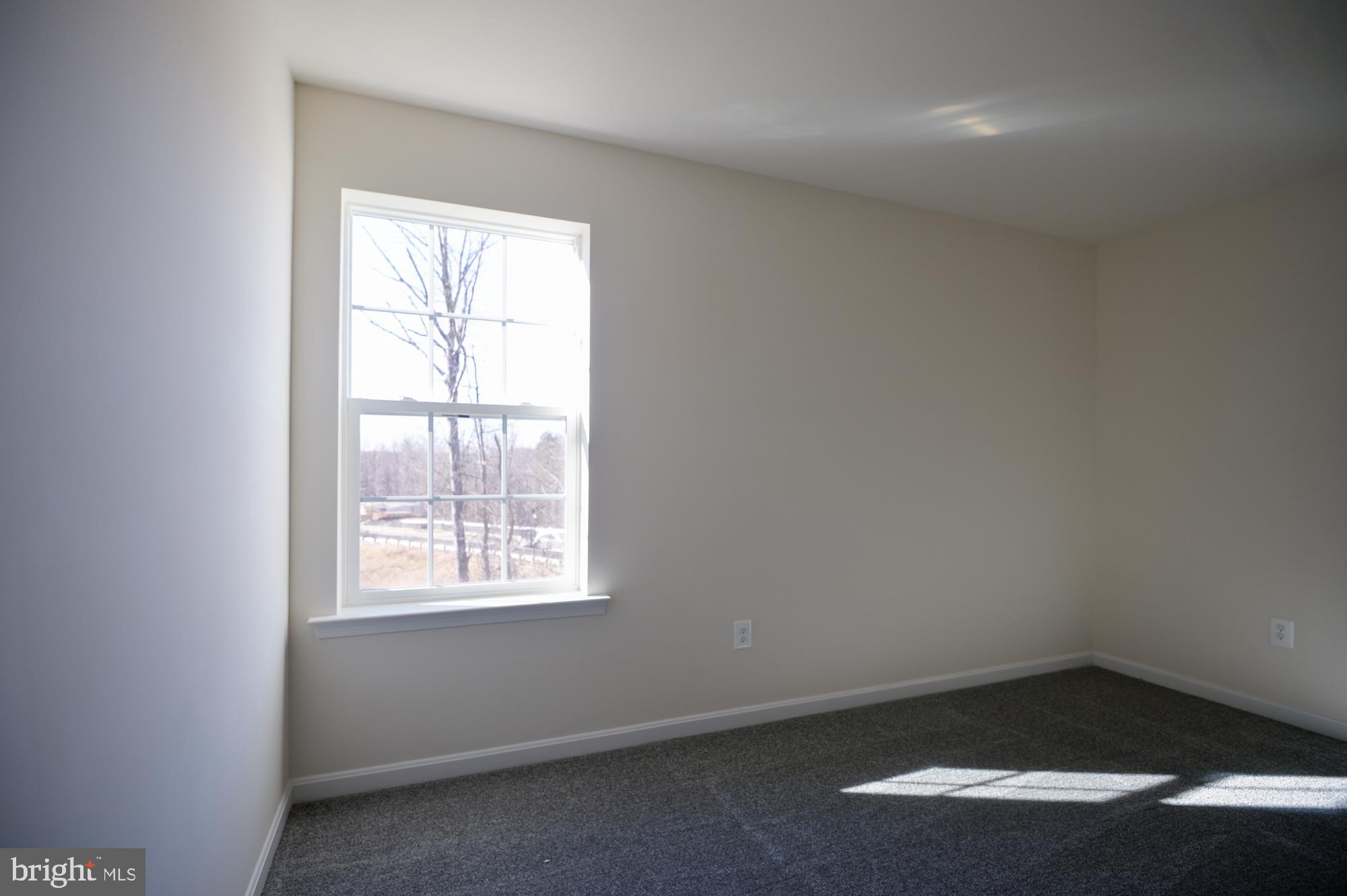 HUNTERS MILL - Residential Lease