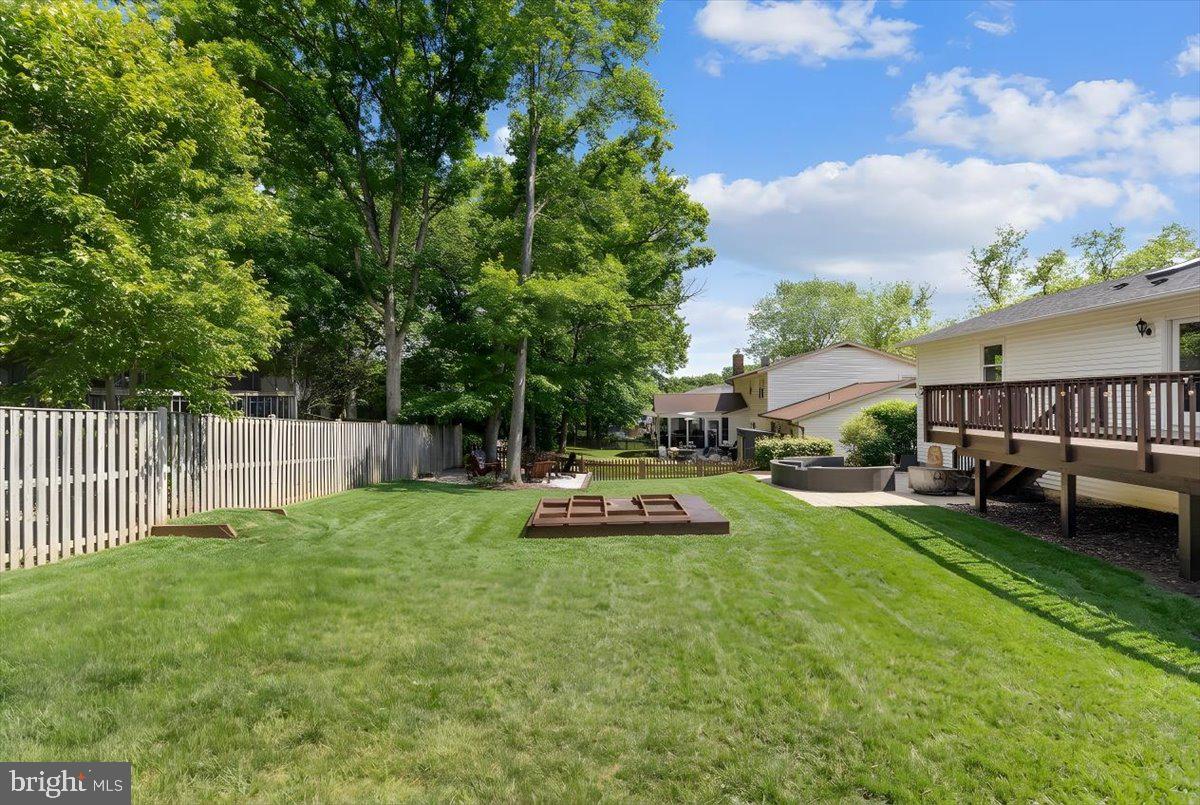 LAKEWOOD HILLS - Residential