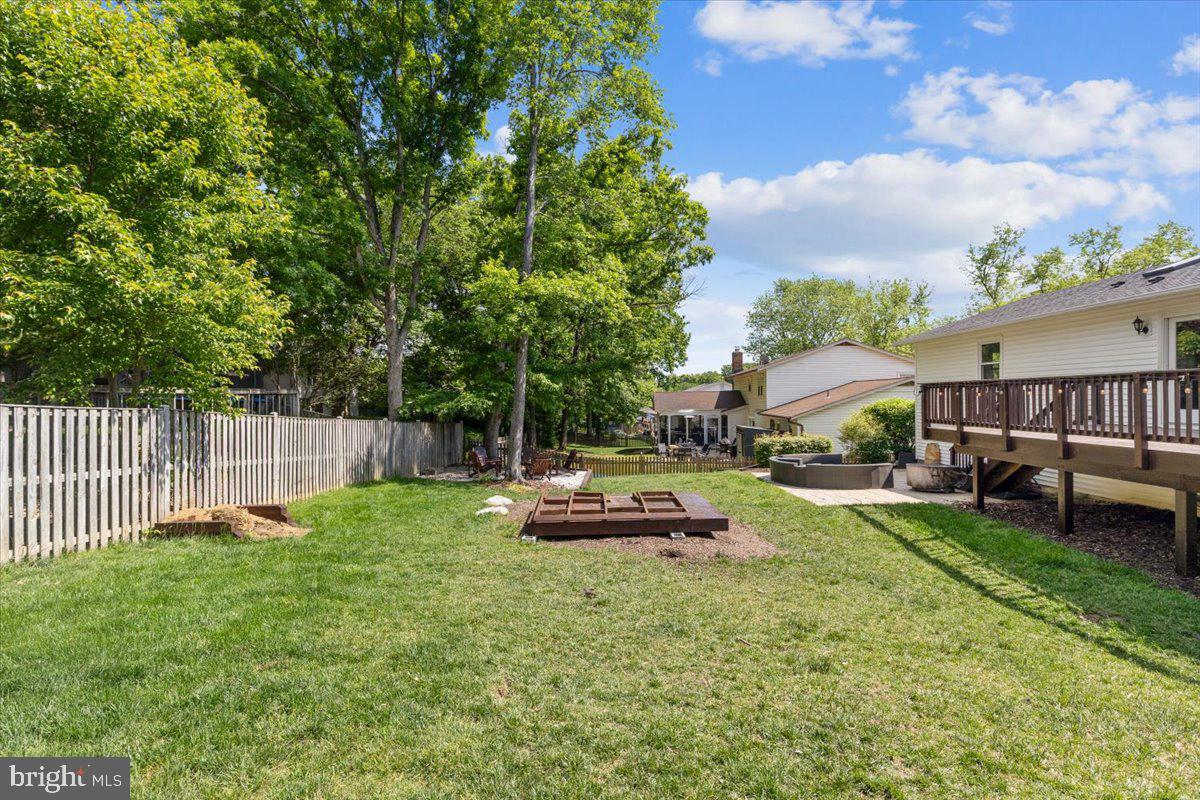 LAKEWOOD HILLS - Residential