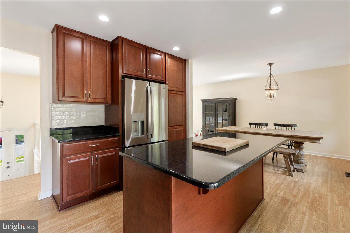 LAKEWOOD HILLS - Residential