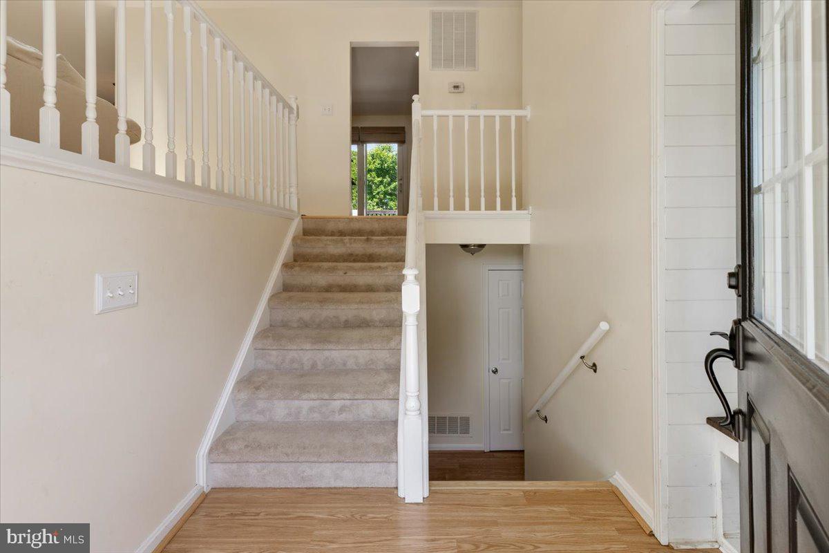 LAKEWOOD HILLS - Residential