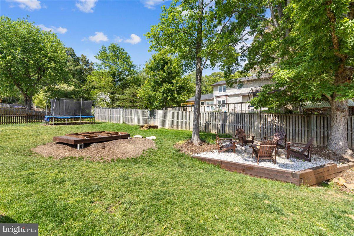LAKEWOOD HILLS - Residential