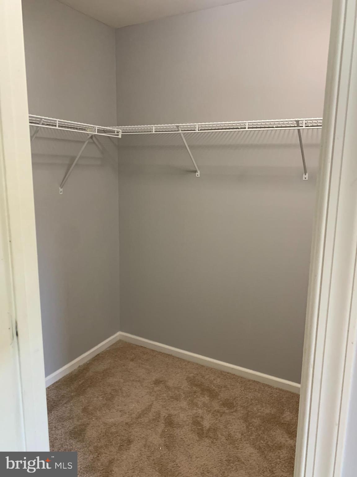 WESTVIEW CORPORATE CENTER - Residential Lease