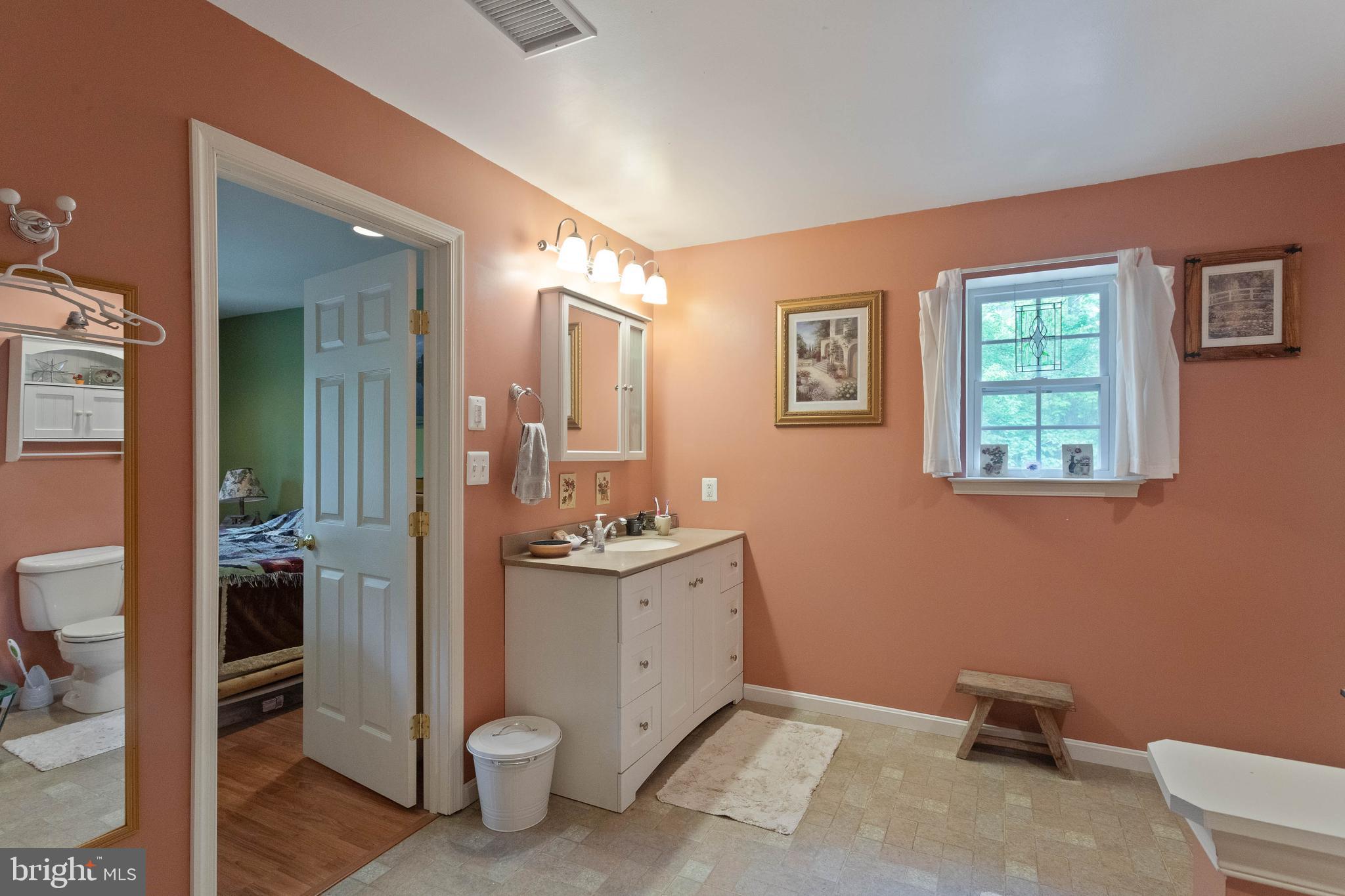 DRUM POINT - Residential