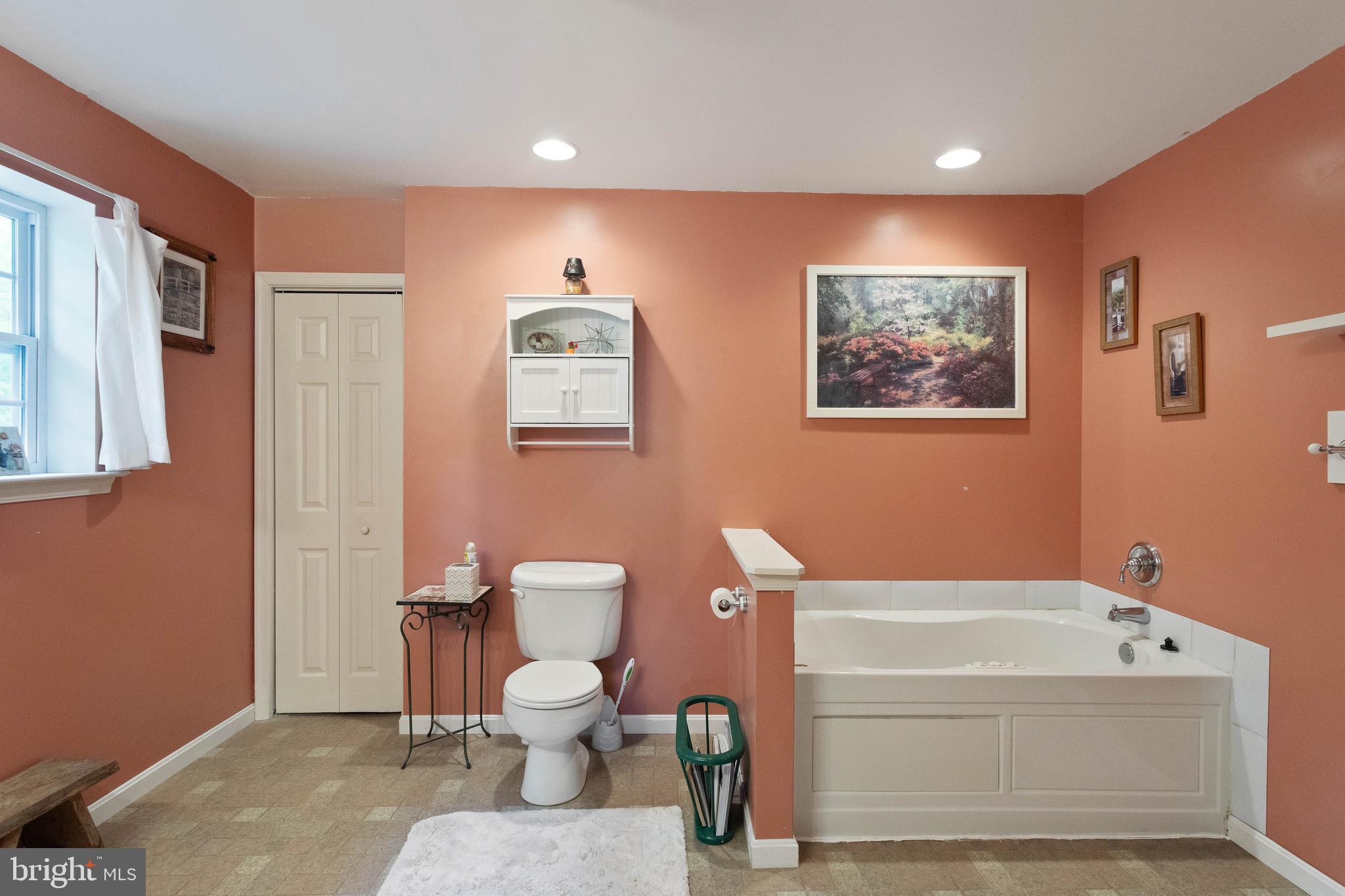 DRUM POINT - Residential