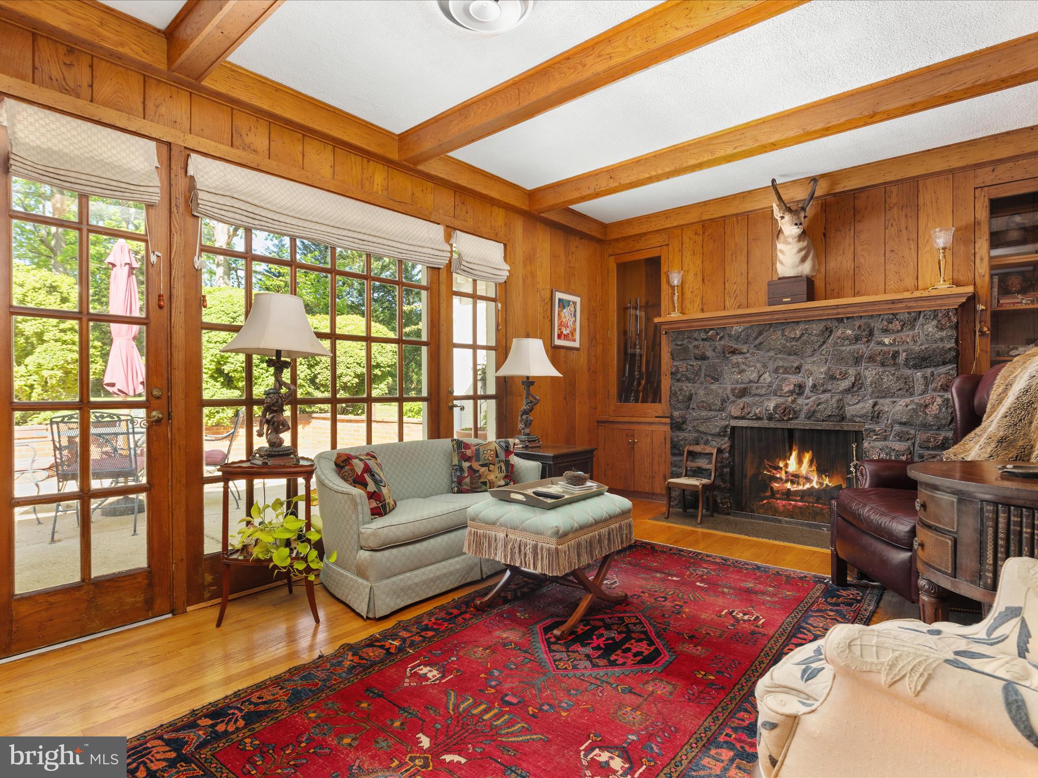 DOUBLE CIRCLE - Residential