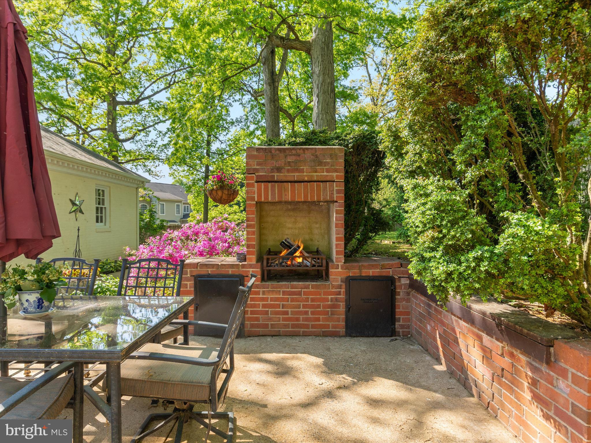 DOUBLE CIRCLE - Residential