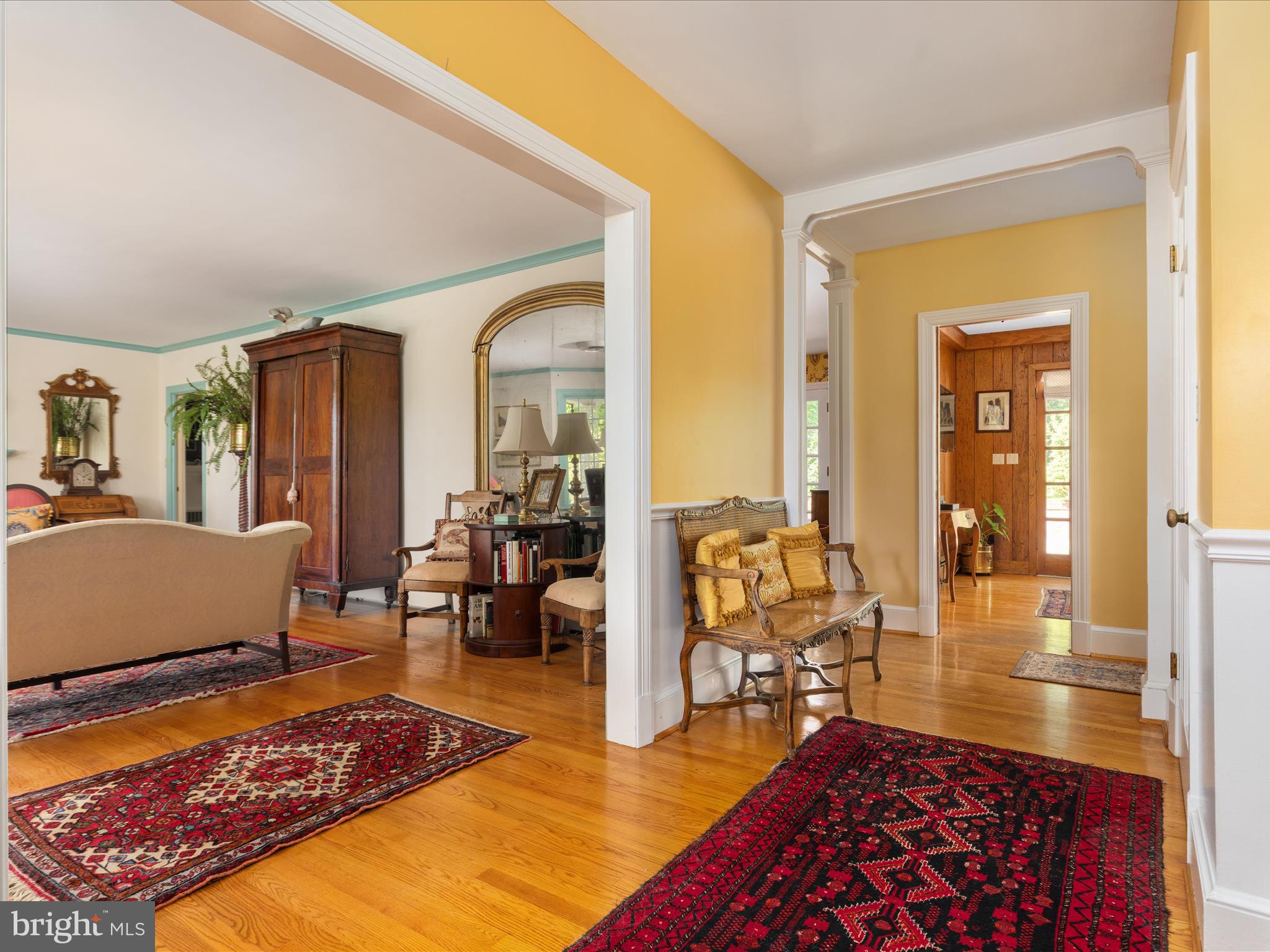 DOUBLE CIRCLE - Residential