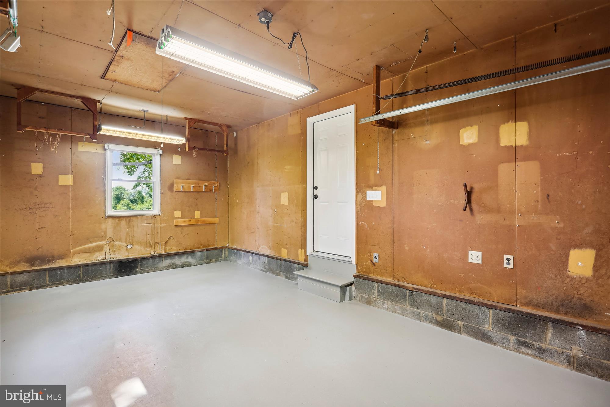 CLARKSBURG OUTSIDE - Residential