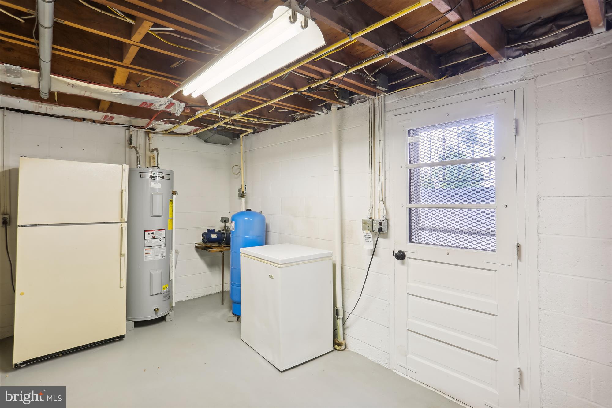 CLARKSBURG OUTSIDE - Residential