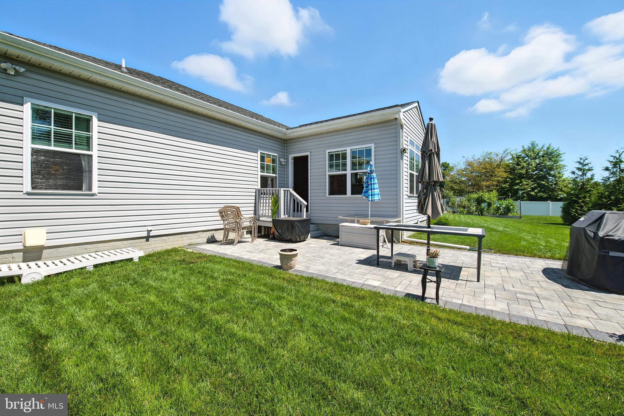 LAKE COMO WOODS - Residential