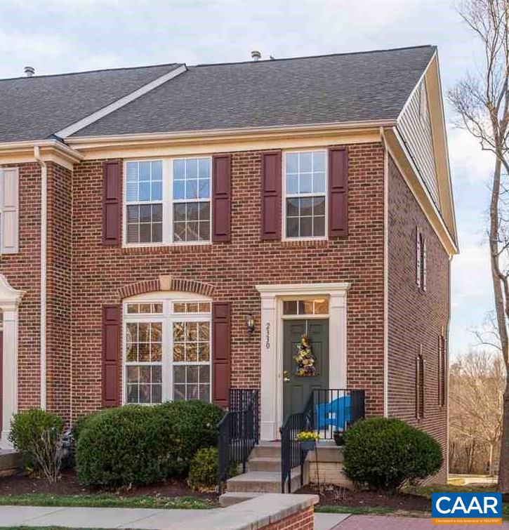 ABINGTON PLACE - Residential Lease