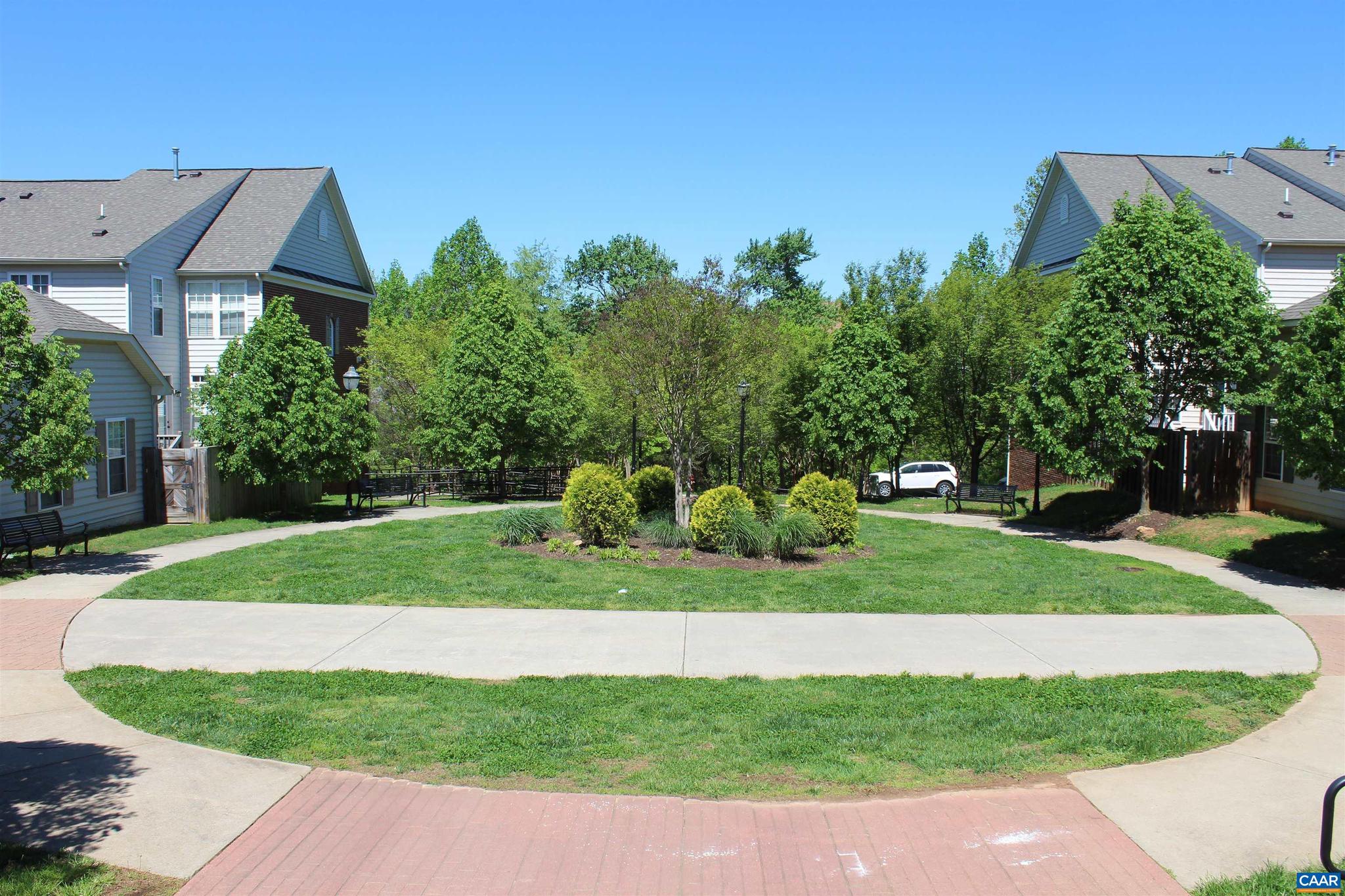 ABINGTON PLACE - Residential Lease