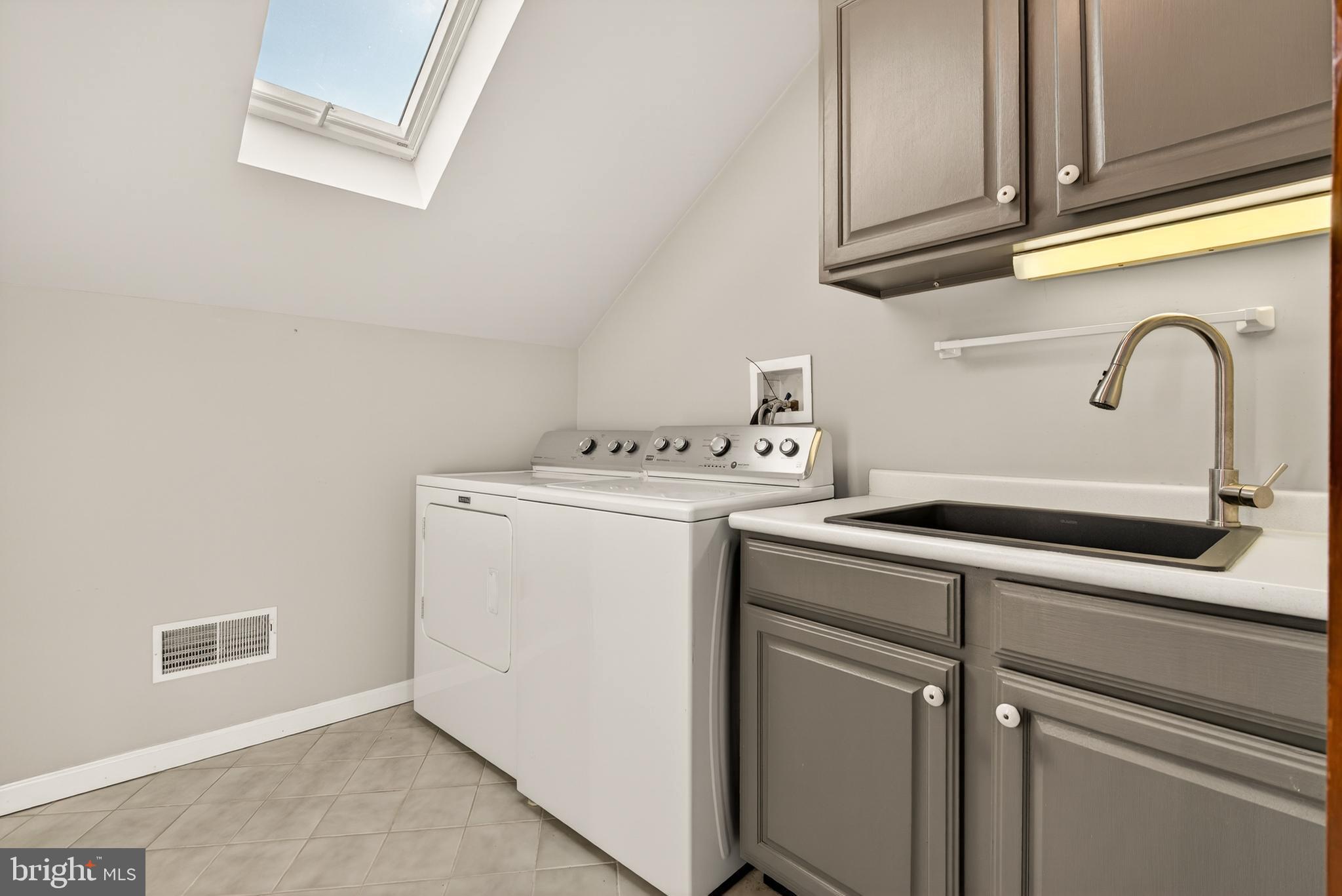 STRASBURG TWP - Residential