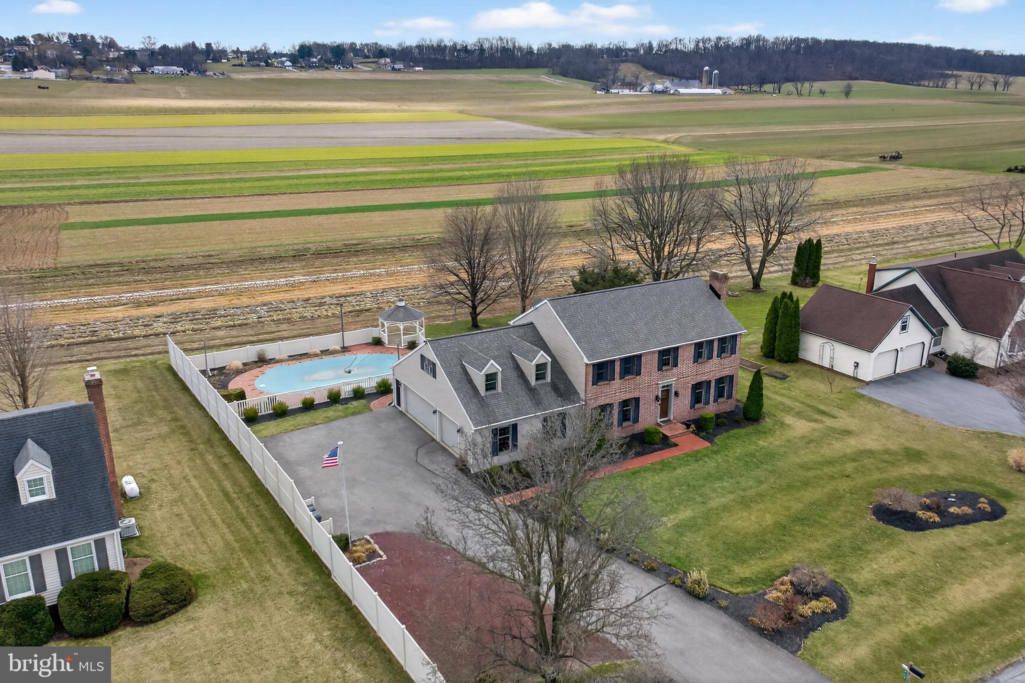 STRASBURG TWP - Residential