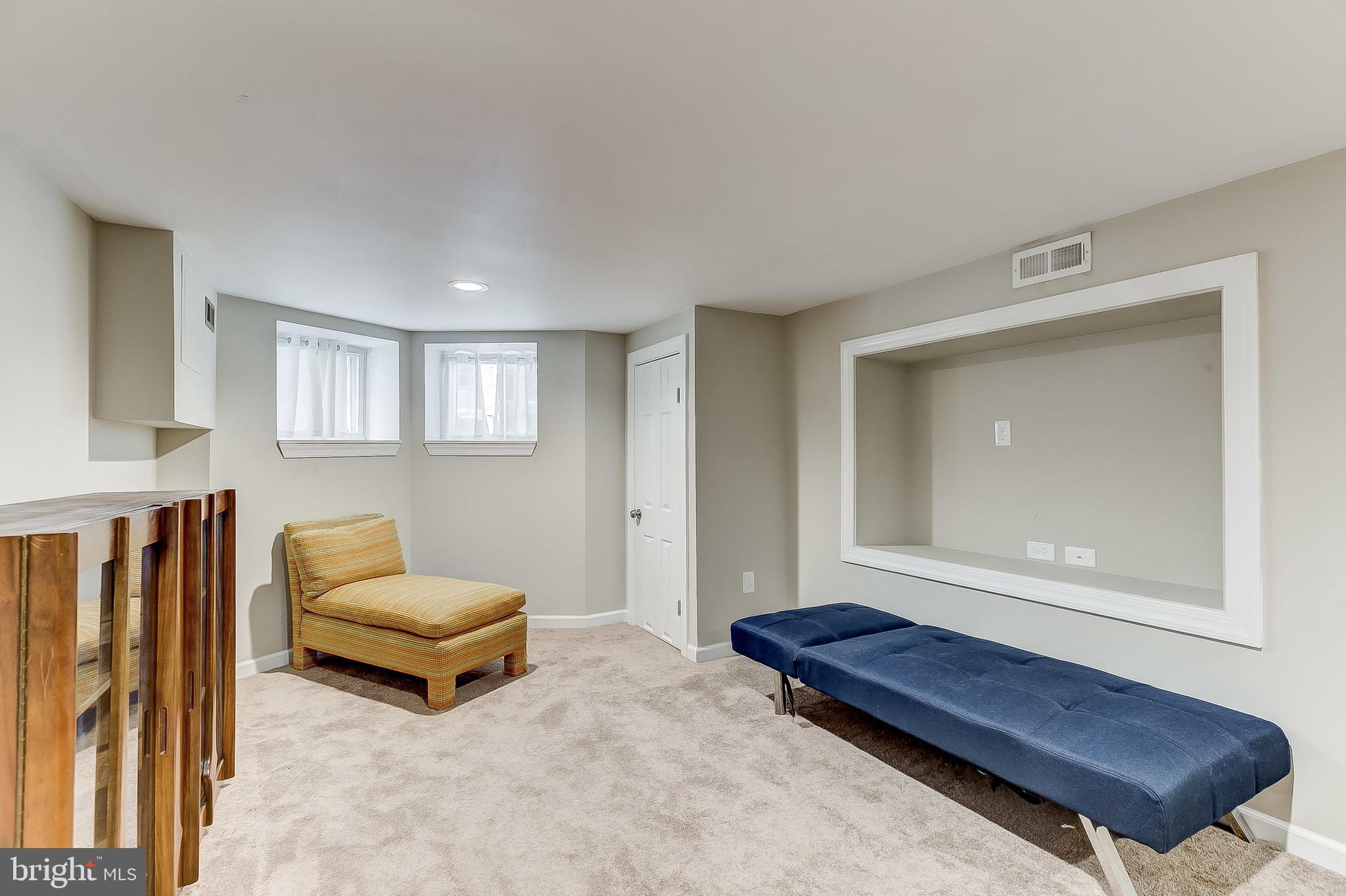 HAMPDEN HISTORIC DISTRICT - Residential