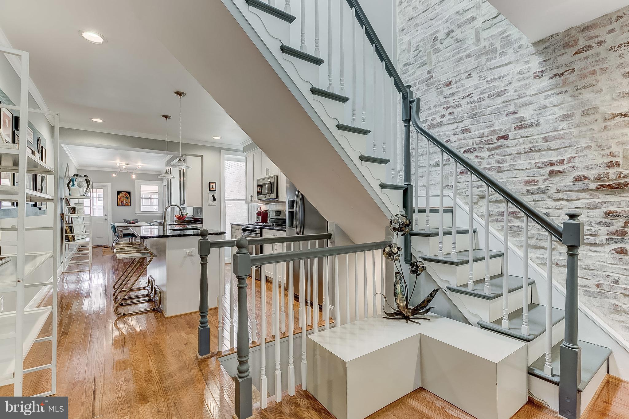 HAMPDEN HISTORIC DISTRICT - Residential