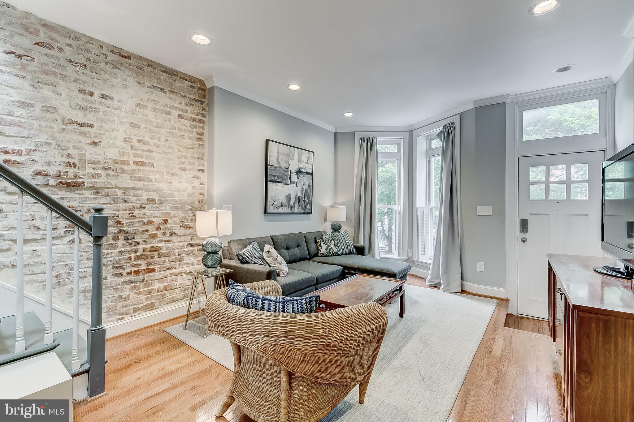 HAMPDEN HISTORIC DISTRICT - Residential