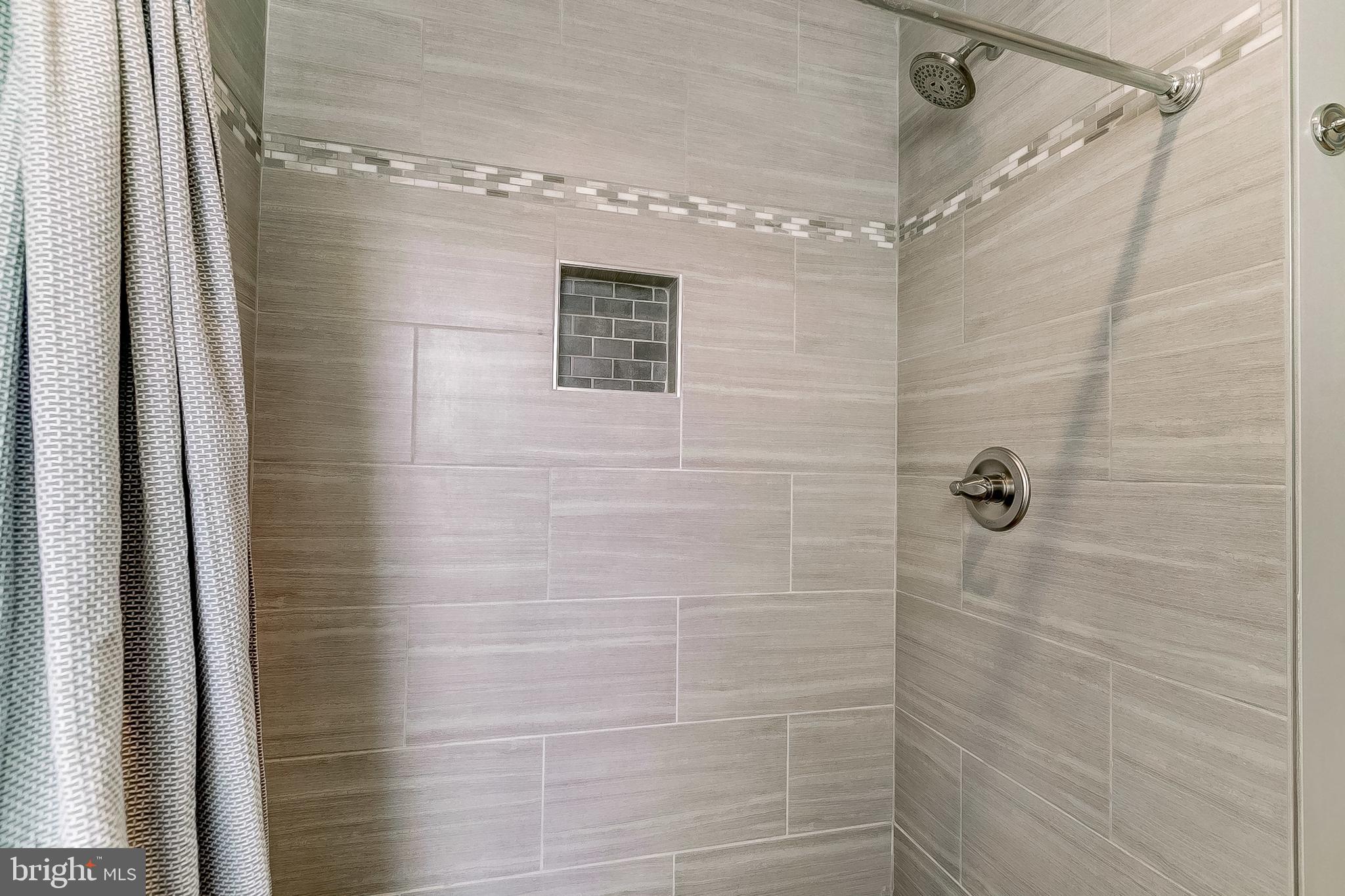 HAMPDEN HISTORIC DISTRICT - Residential