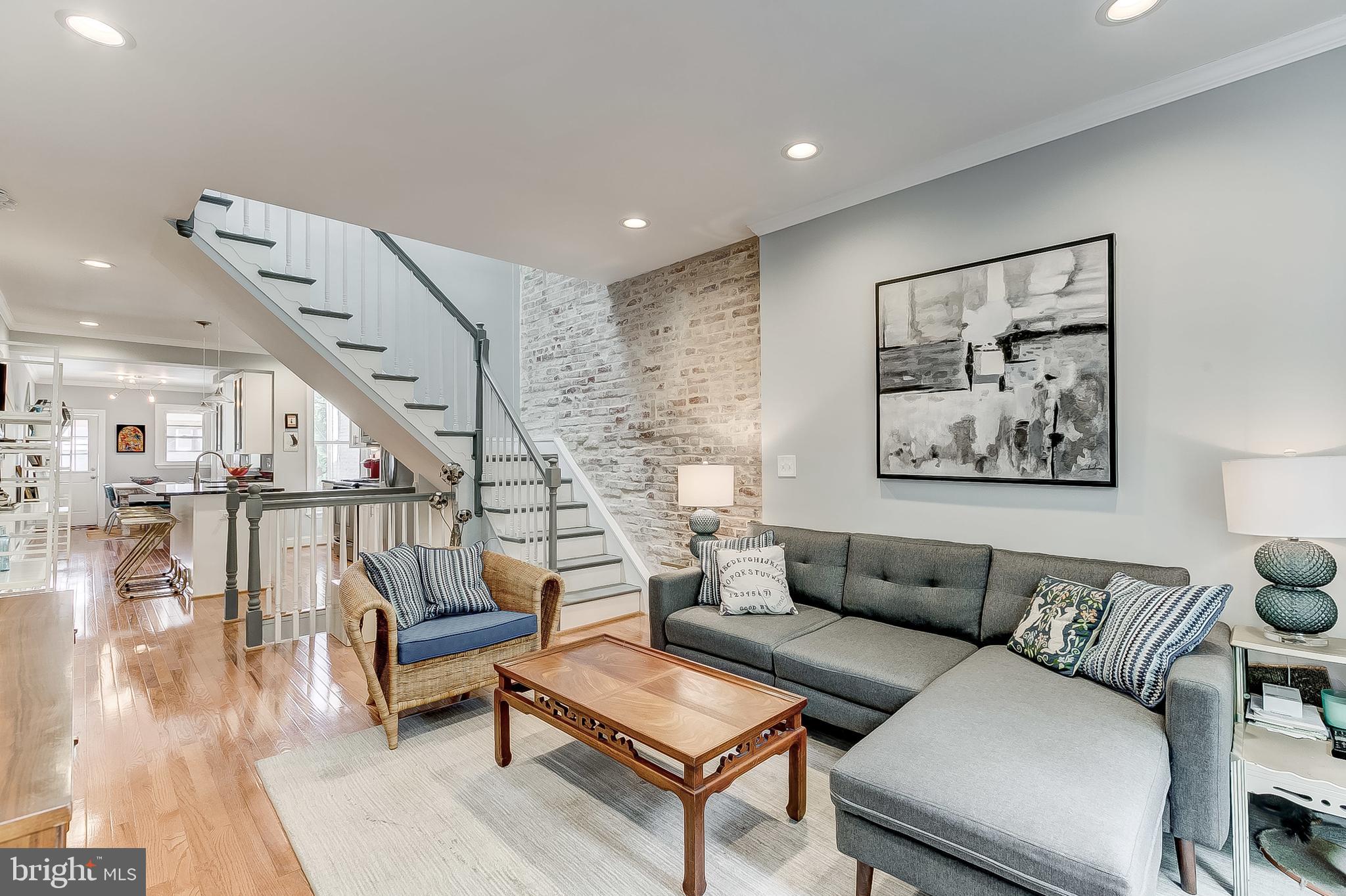 HAMPDEN HISTORIC DISTRICT - Residential