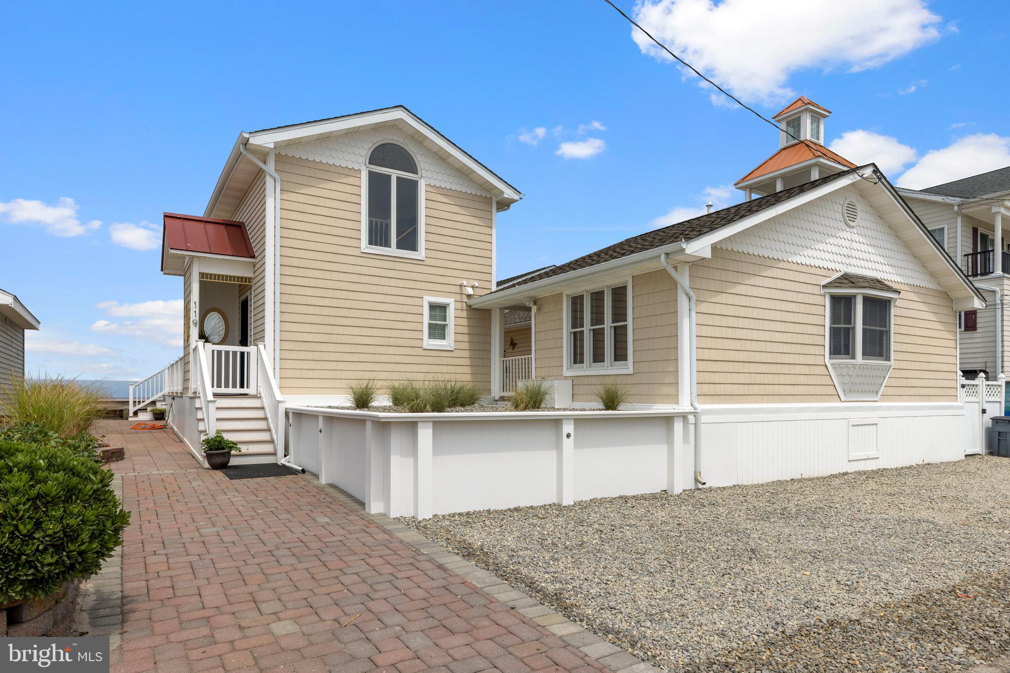 119 BEACH AVENUE