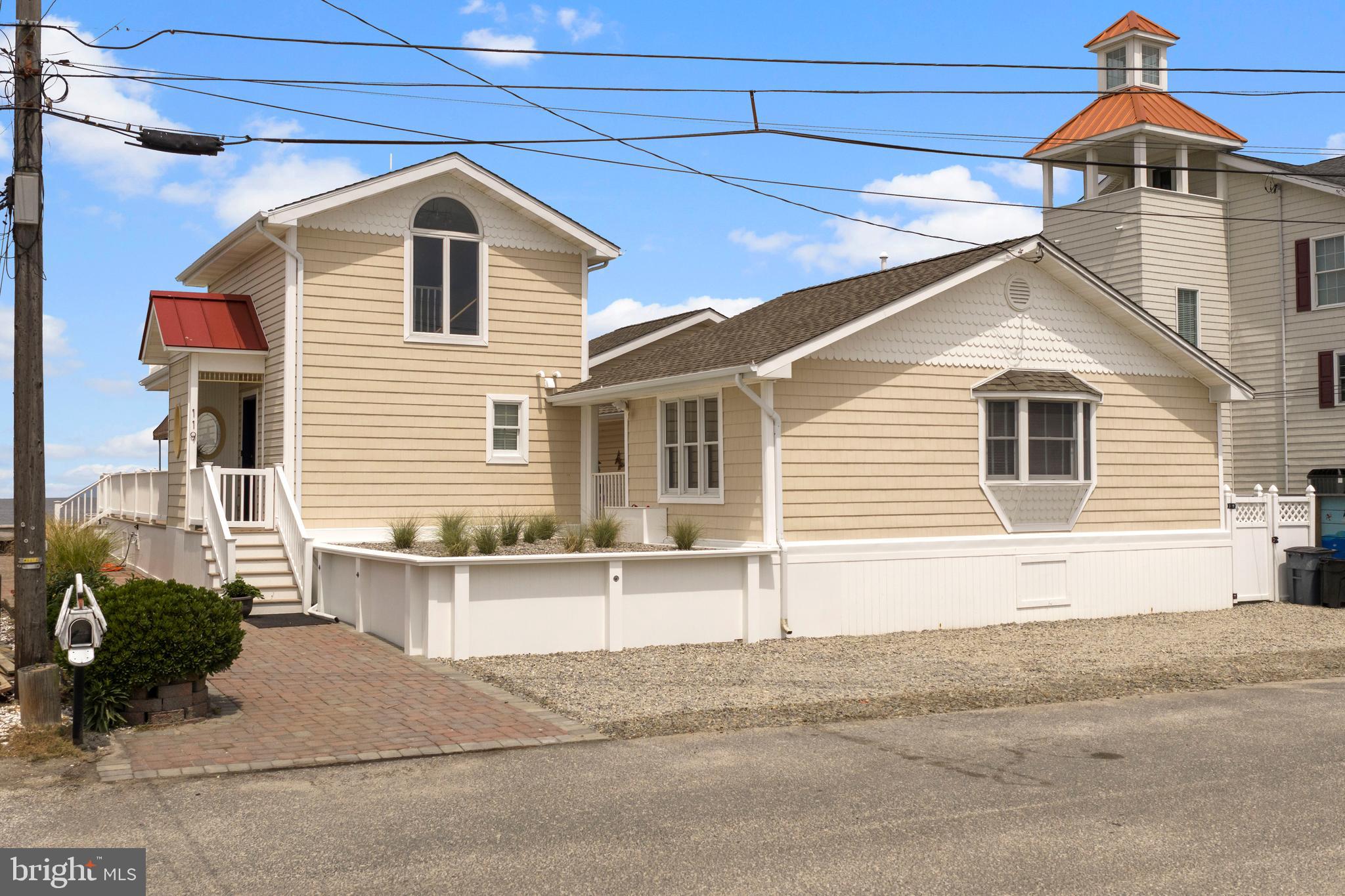 119 BEACH AVENUE