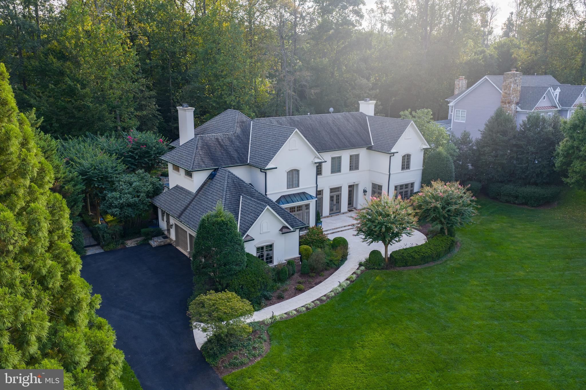 7795 GLENHAVEN COURT