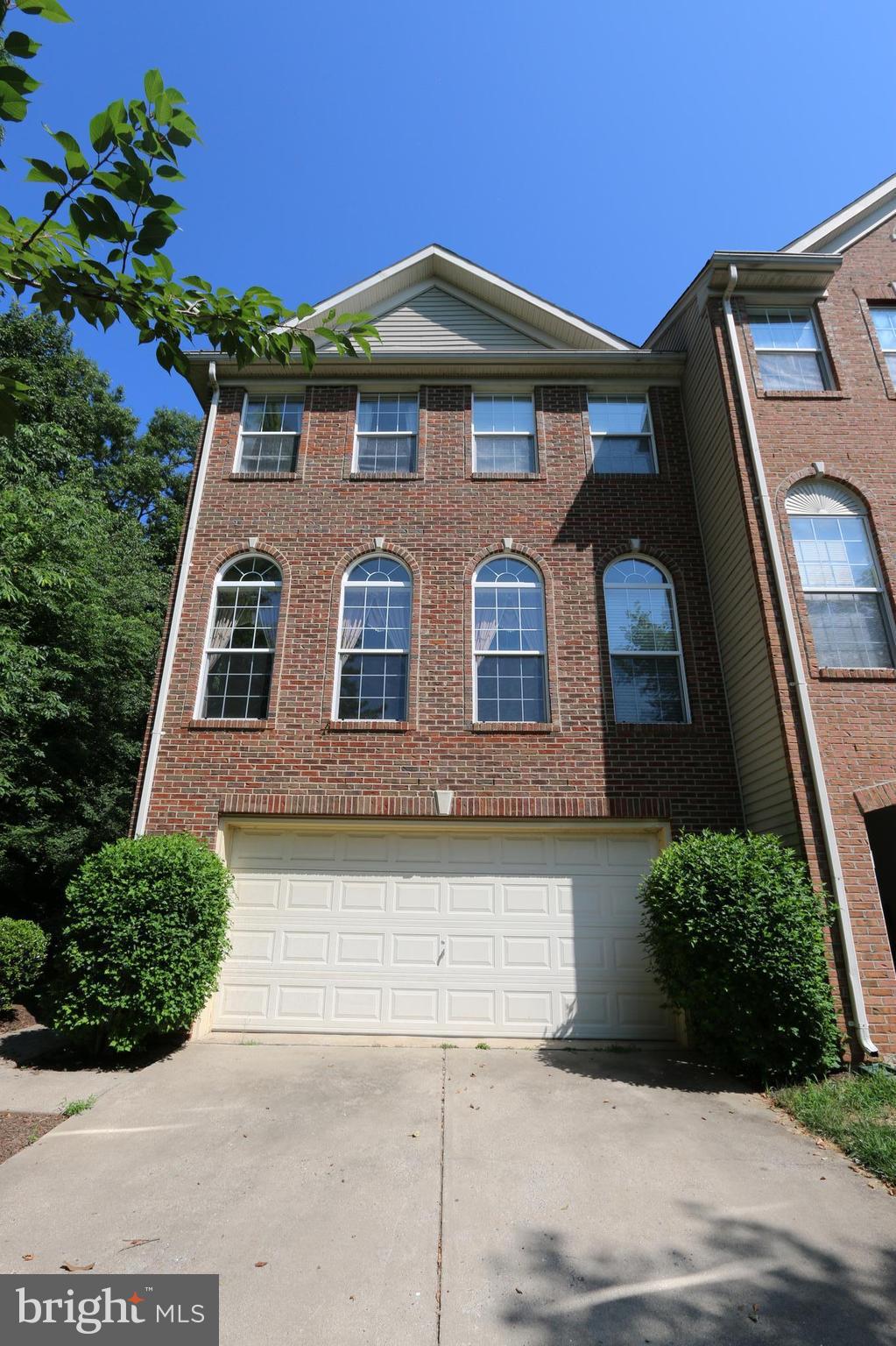 HOYLES MILL VILLAGE - Residential Lease