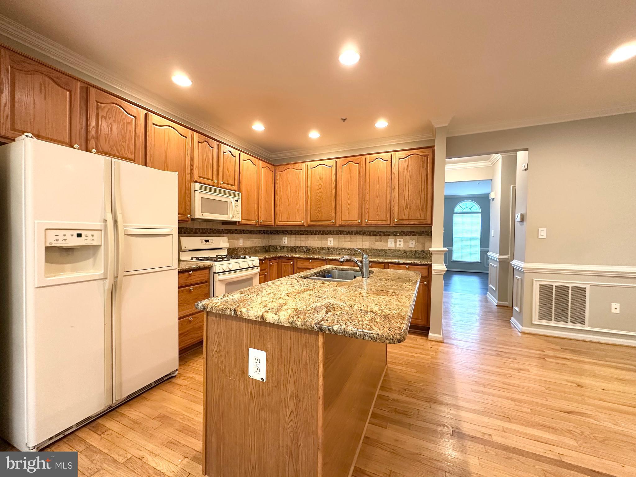 HOYLES MILL VILLAGE - Residential Lease