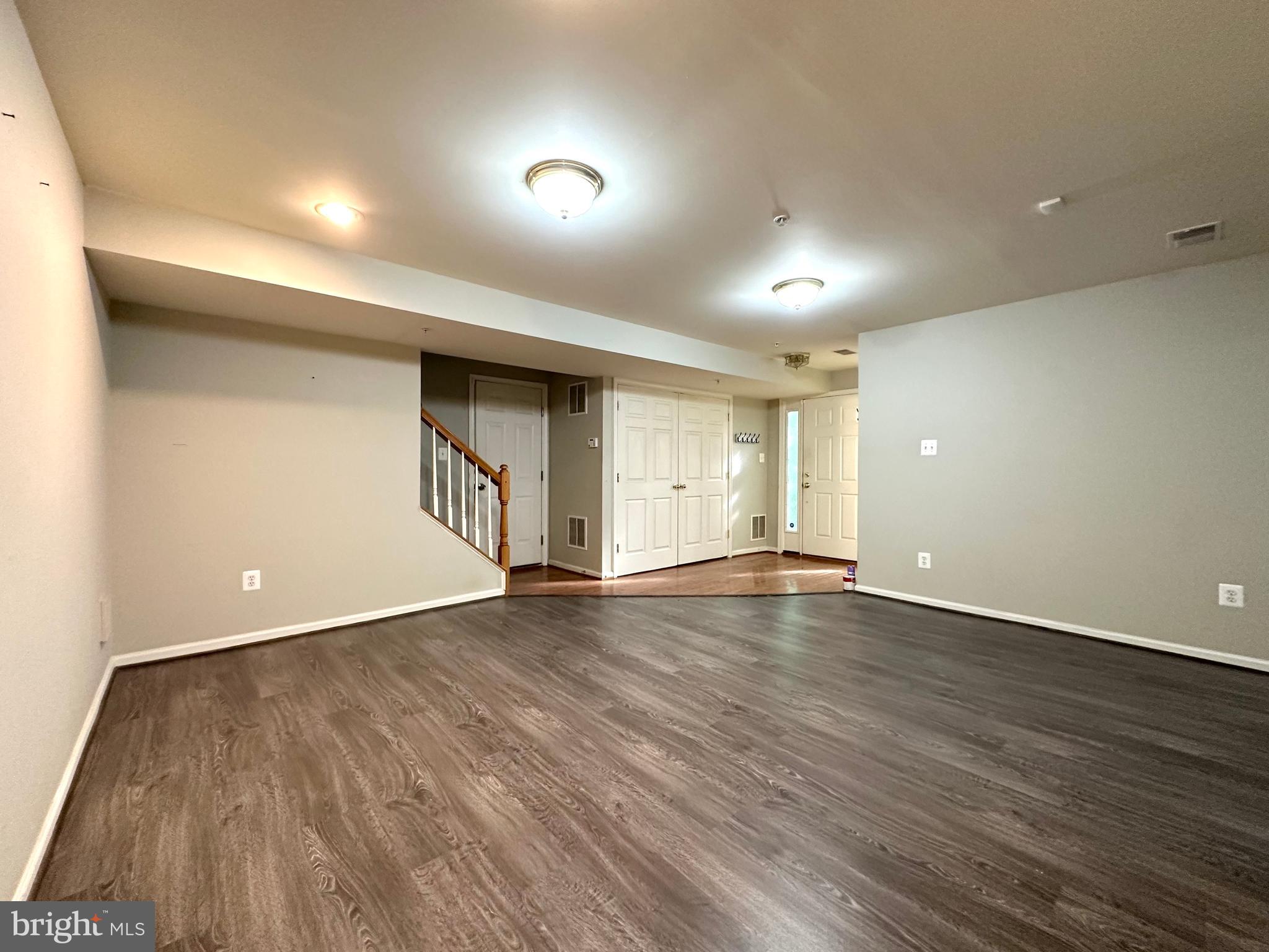 HOYLES MILL VILLAGE - Residential Lease