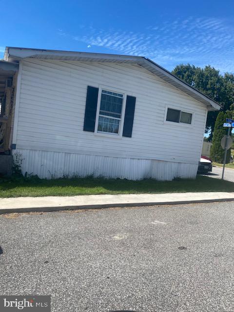 11 E AZTEC STREET