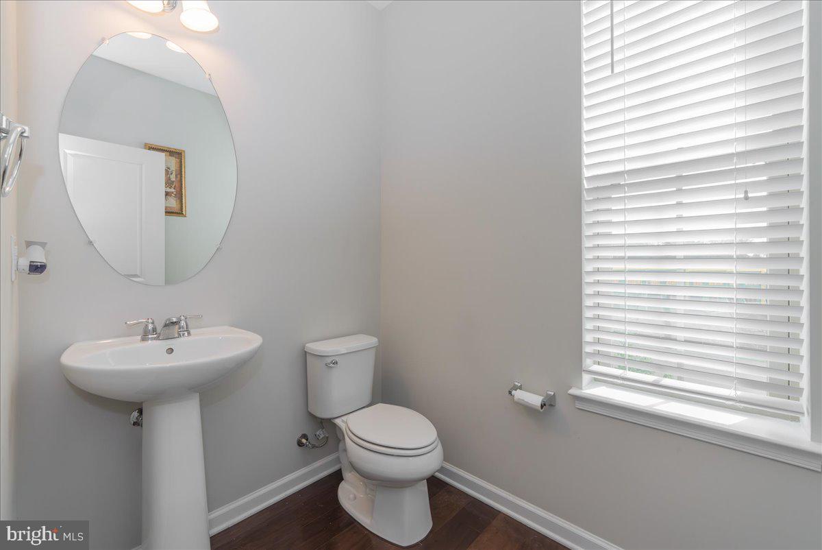 LOUDOUN PLACE - Residential