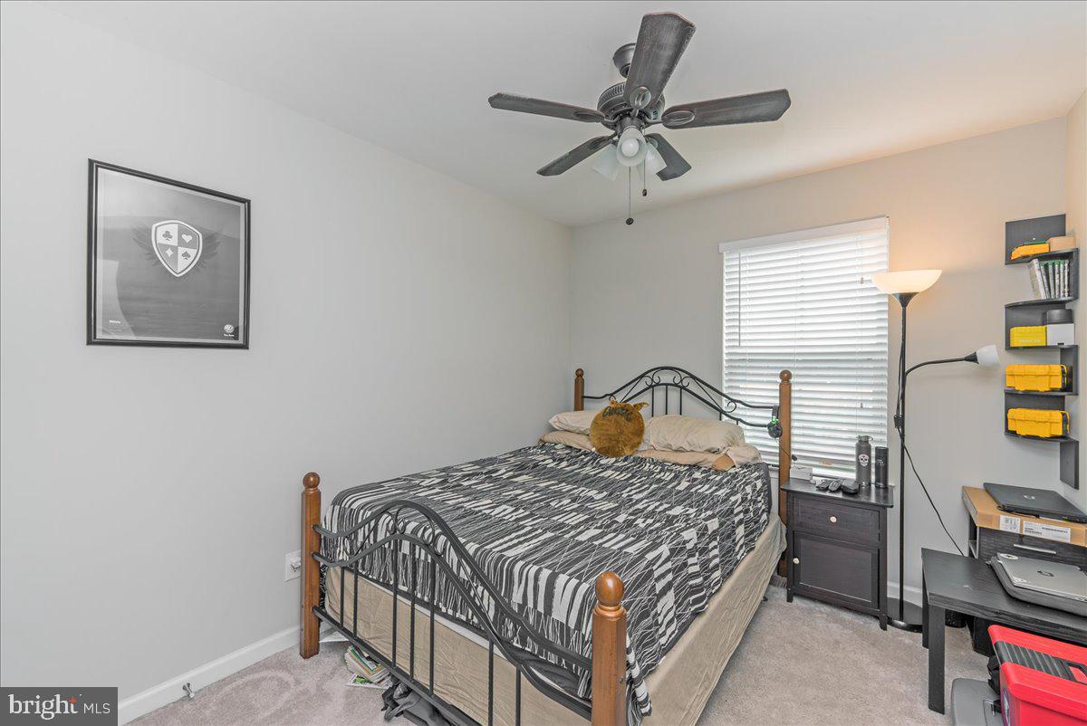 LOUDOUN PLACE - Residential