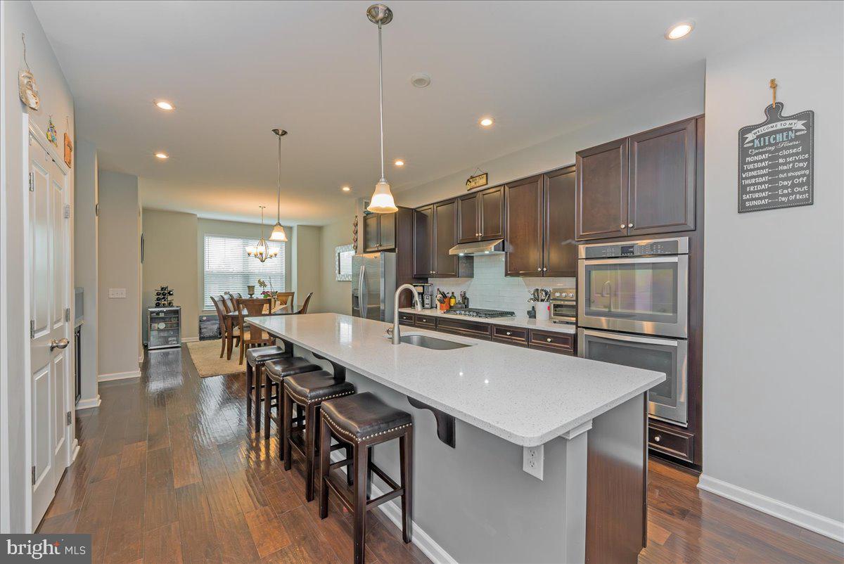 LOUDOUN PLACE - Residential